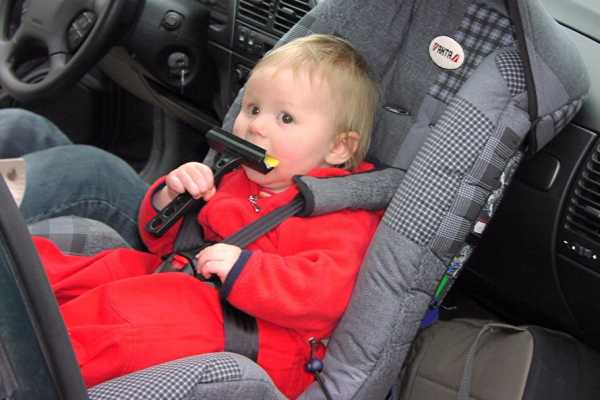 Ремни безопасности для детей в автомобиле со скольки лет